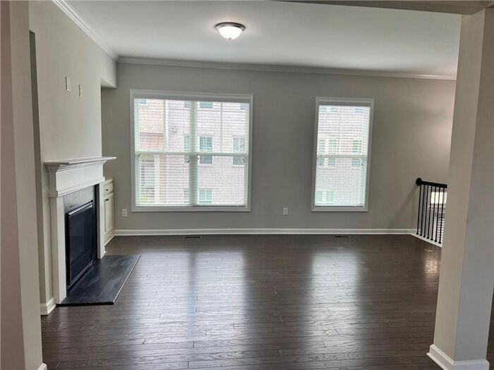 516 Sunset Park Dr - Photo 4 of 12