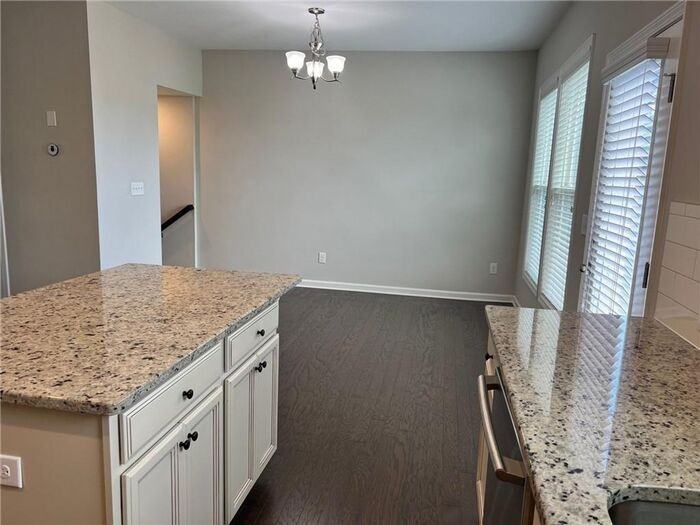 516 Sunset Park Dr - Photo 6 of 12