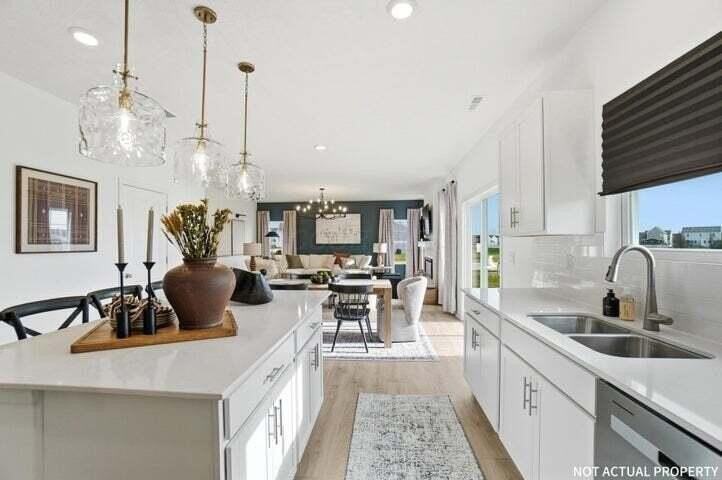 Brookside Dr - Photo 4 of 42