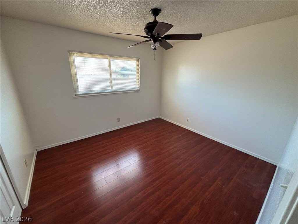 213 Yellow Sky St - Photo 5 of 7