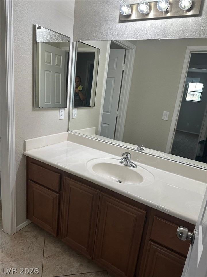3435 Bella Valencia Ct - Photo 5 of 25
