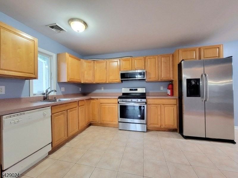 154 Norwood Ave #2 - Photo 2 of 16