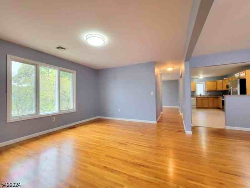 154 Norwood Ave #2 - Photo 4 of 16