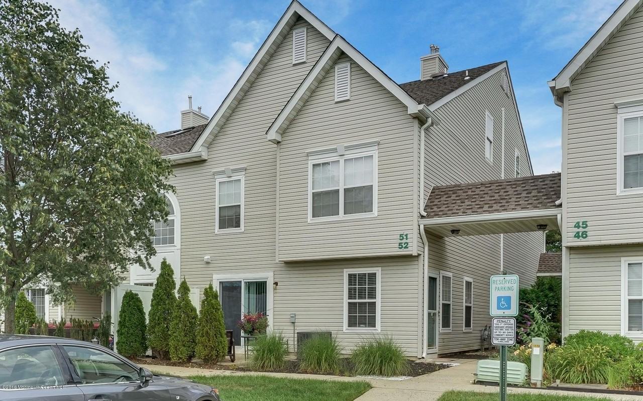51 Richmond Ct - Photo 2 of 30