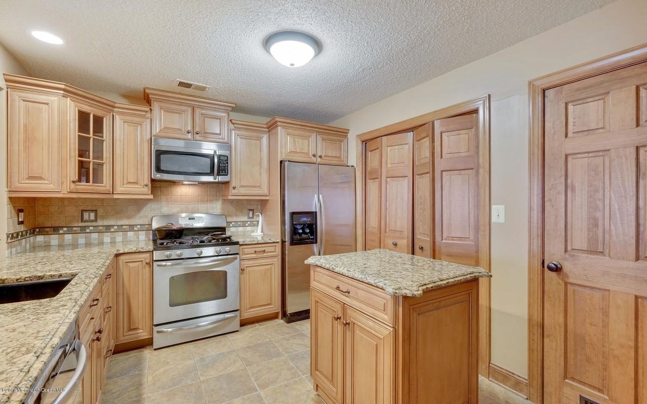 51 Richmond Ct - Photo 6 of 30