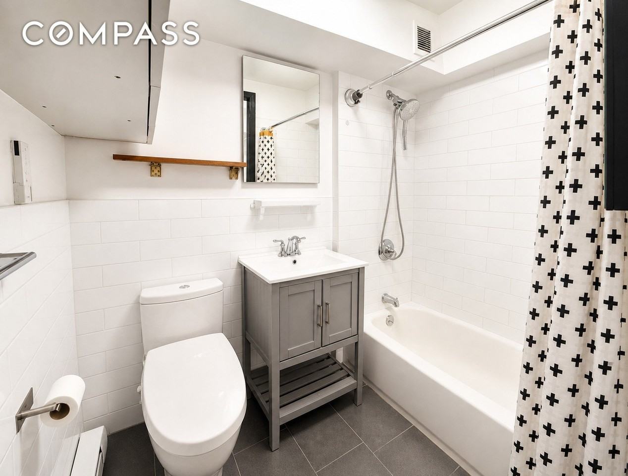 360 W 28th St #2A - Photo 6 of 6