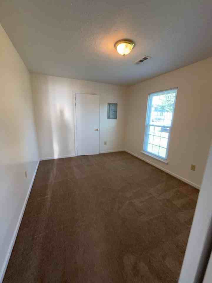166 Dogwood Pointe Dr - Photo 5 of 9