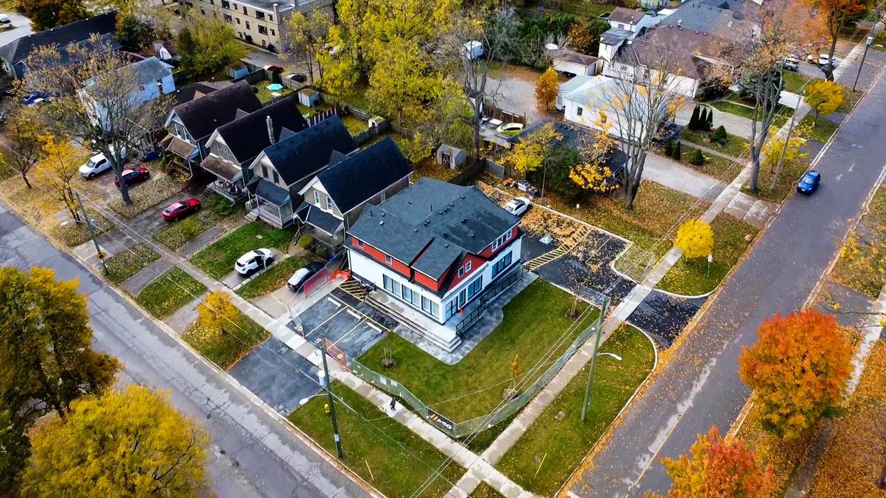 203 Colborne Street #One - Photo 5 of 12