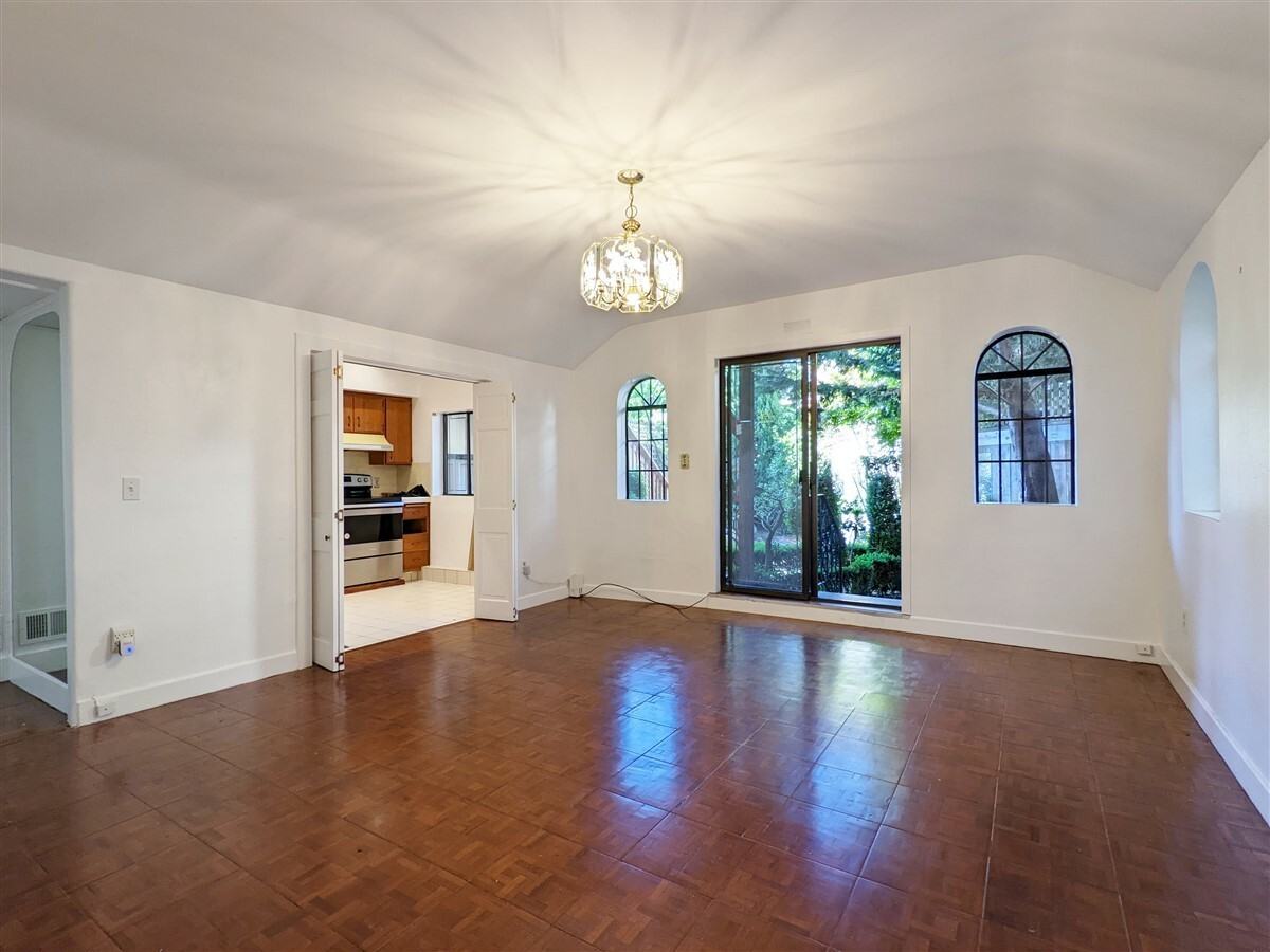 1550 Beach St #A - Photo 2 of 16