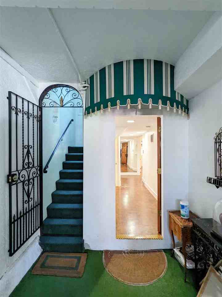 1550 Beach St #A - Photo 6 of 16