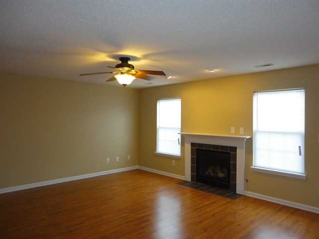 2321 Meadow Bend Dr - Photo 2 of 18