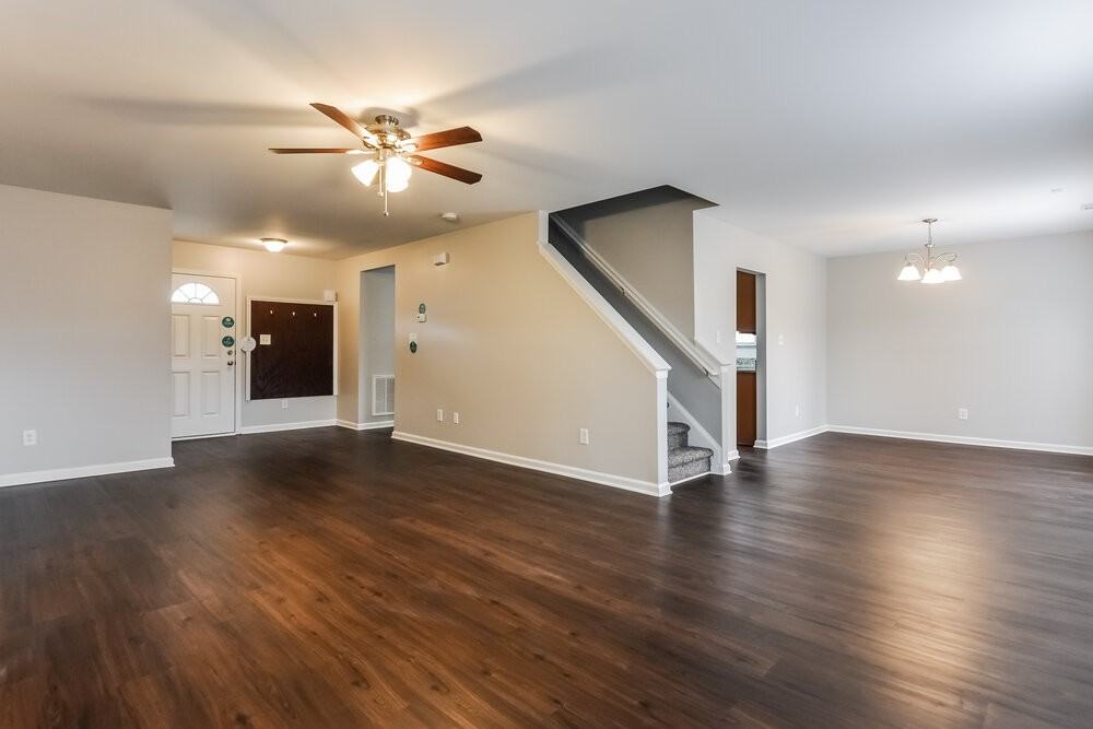 4027 Taylor Oaks Dr - Photo 3 of 15