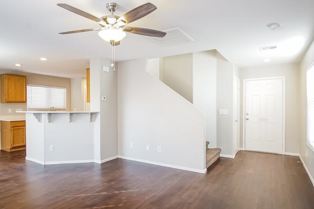 11891 Partenio Ct - Photo 3 of 14