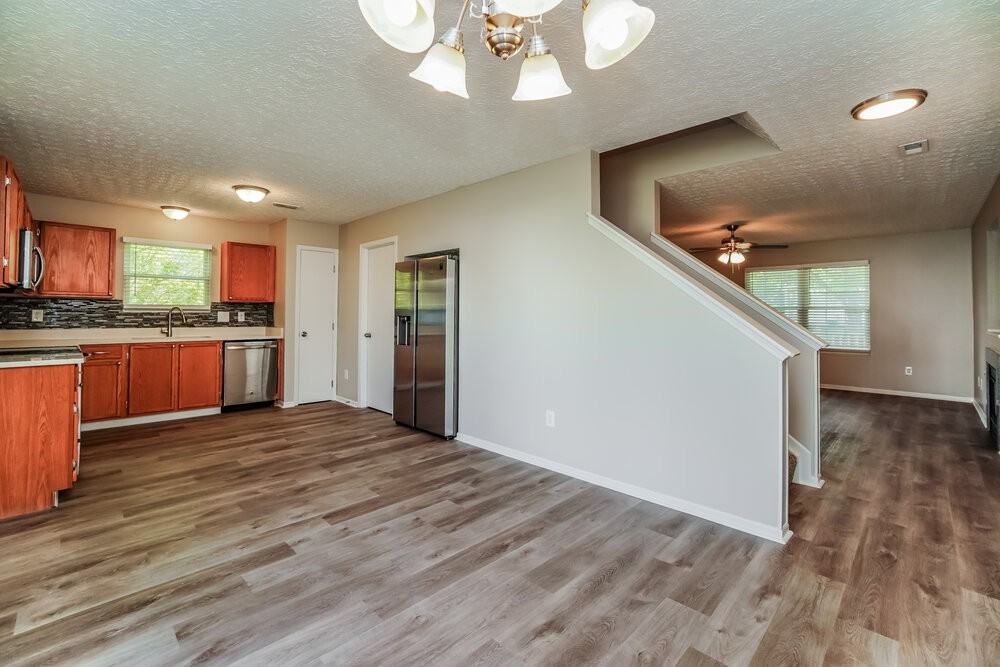 9202 Rhode Island Way - Photo 7 of 17