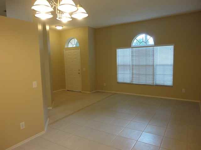 523 Beth Ann St - Photo 2 of 17