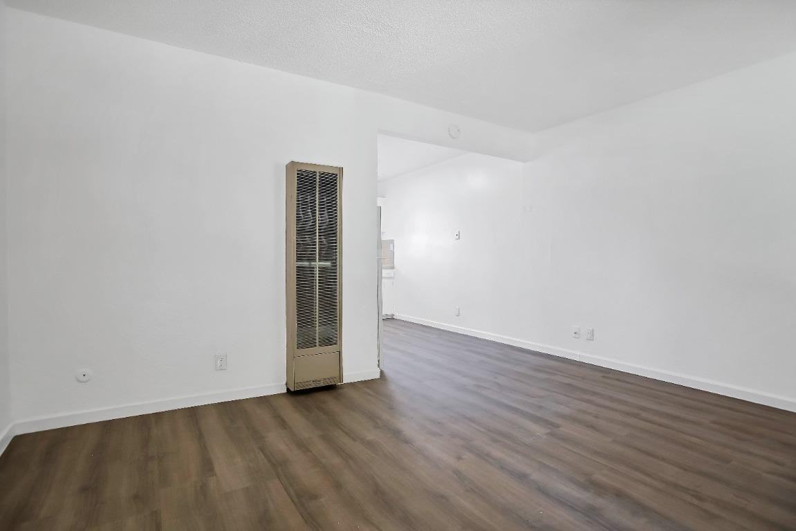 132 W 18th St - Photo 2 of 20