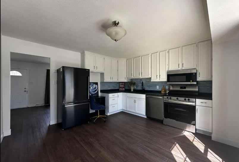 1335 Grandview Dr - Photo 7 of 20