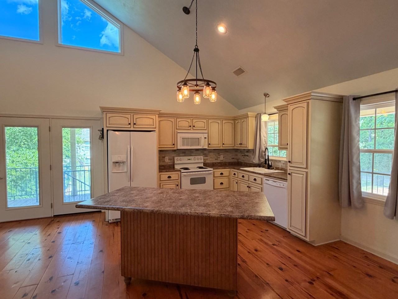 505 Waterway Dr - Photo 7 of 20