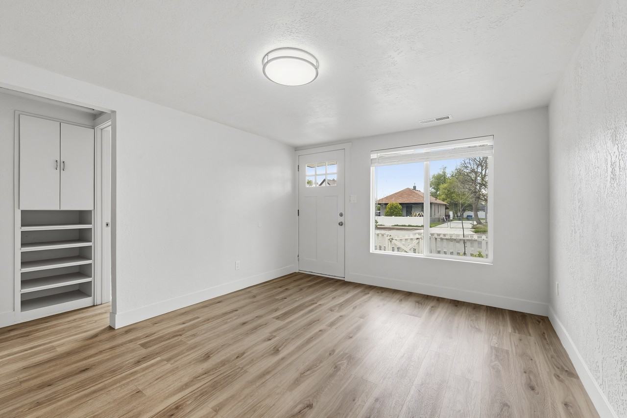 3022 Jefferson Ave #1 - Photo 4 of 20