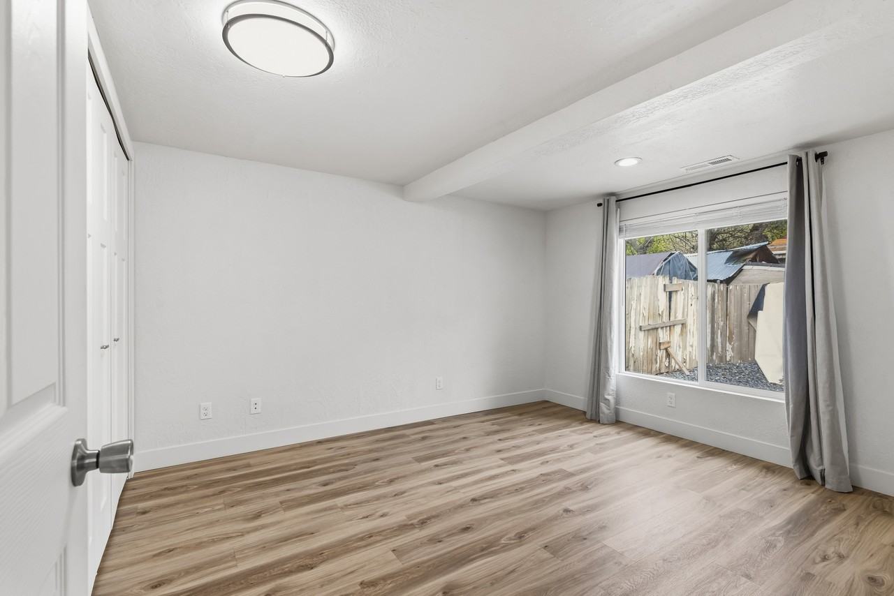 3022 Jefferson Ave #1 - Photo 7 of 20