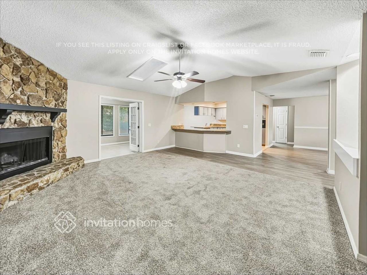 2112 Jonathan Ln - Photo 4 of 20