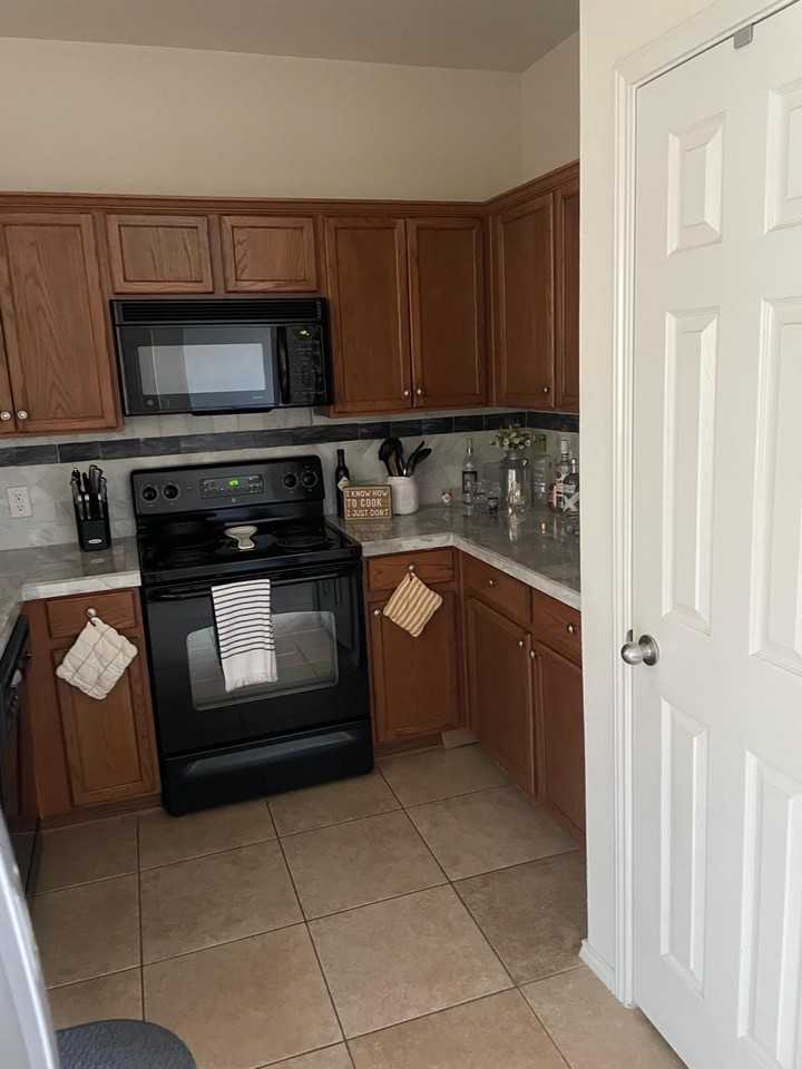 10628 Traymore Dr - Photo 3 of 4