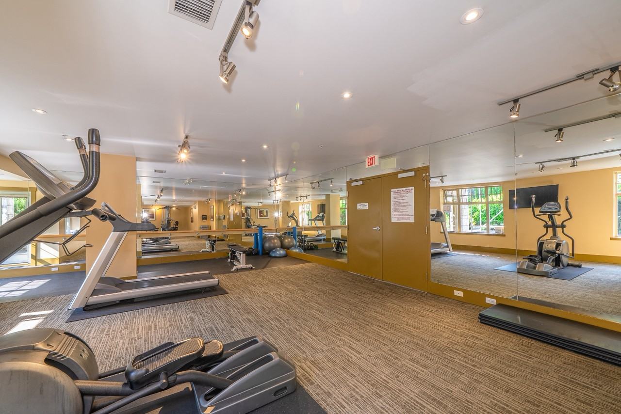 4883 Maclure Mews - Photo 5 of 20