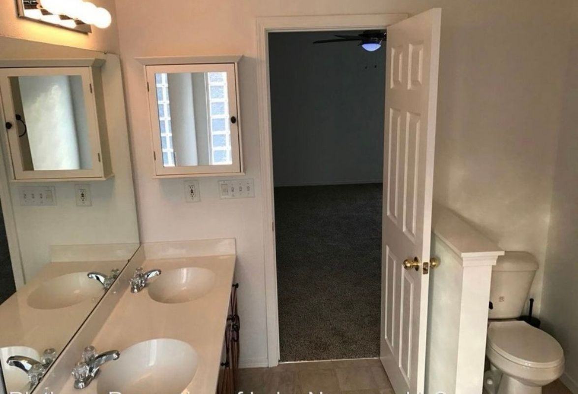 8740 Chalkstone Rd - Photo 4 of 10