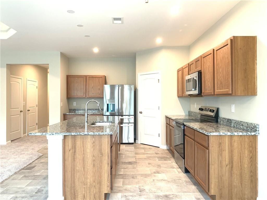 236 Sage Woods Way - Photo 7 of 28