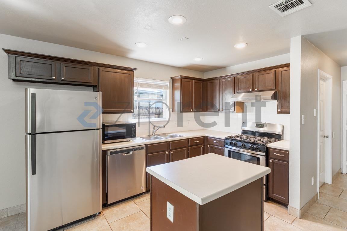 15204 Sweet Caddies Dr - Photo 6 of 22