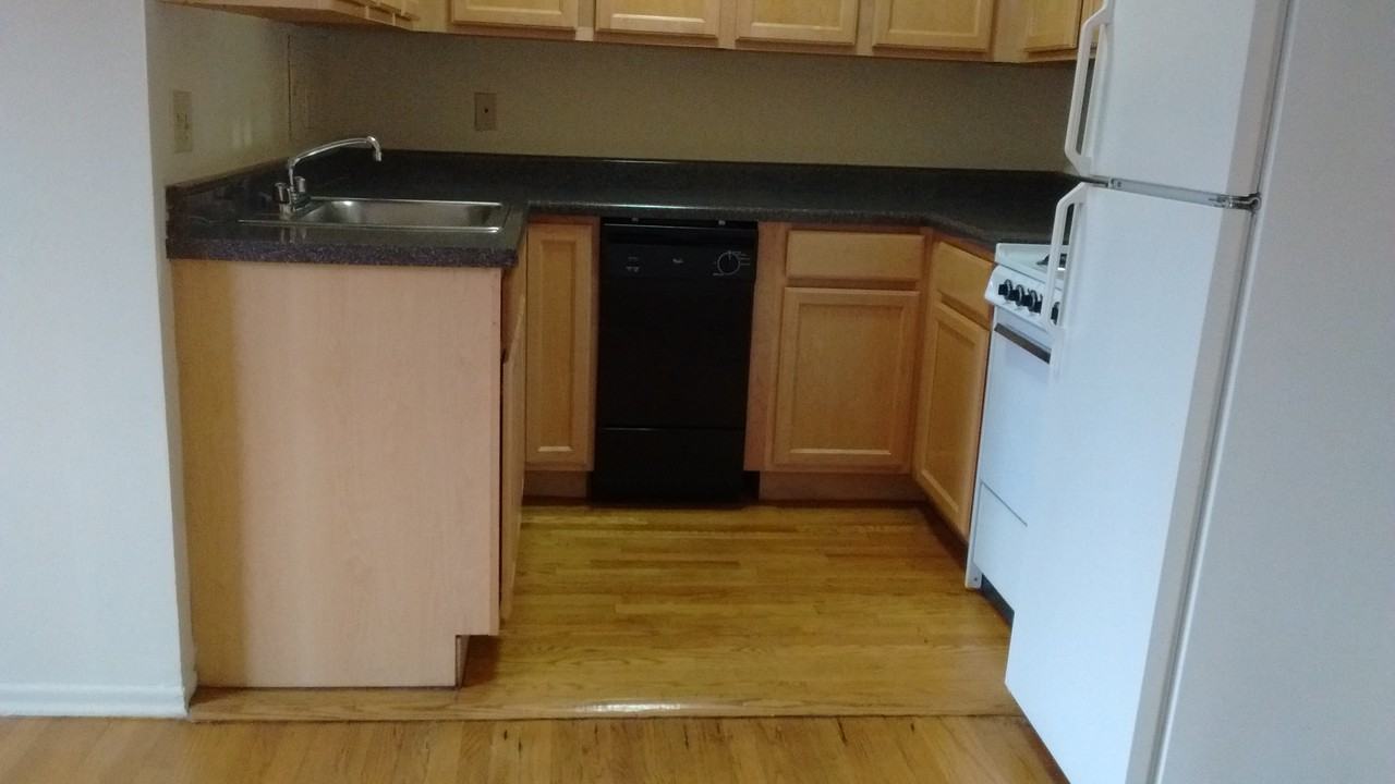 N Winthrop Ave & W Granville Ave - Photo 4 of 12