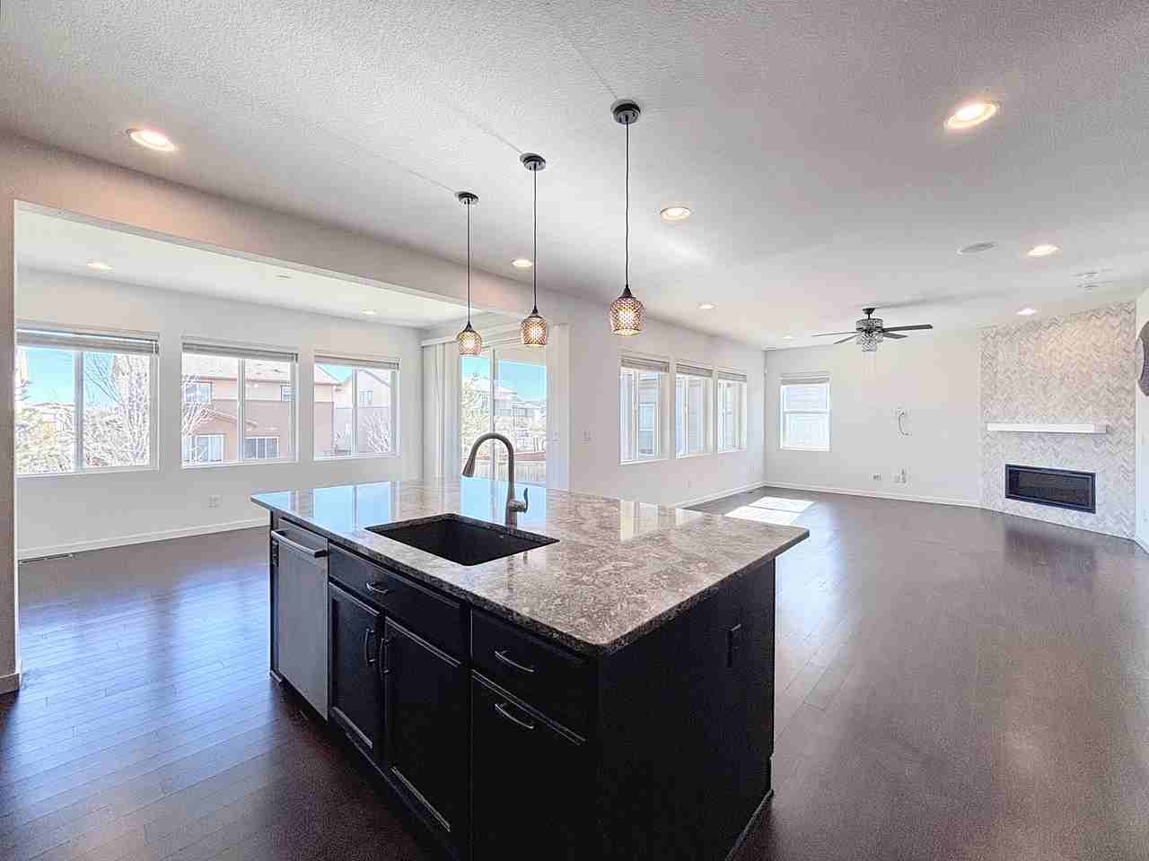 11096 Watermark St - Photo 5 of 29