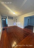 featured image of 910 Allen St