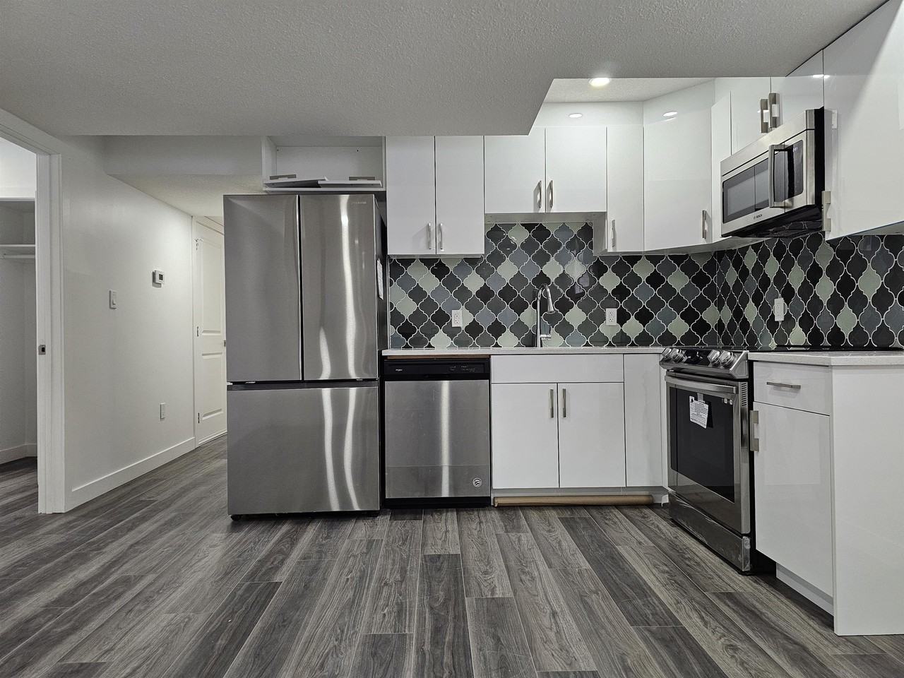 4262 Charles Close Sw - Photo 7 of 18