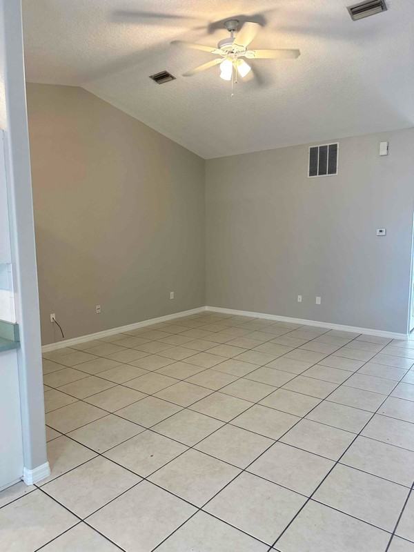 160 Fenimore Ln #A - Photo 4 of 14
