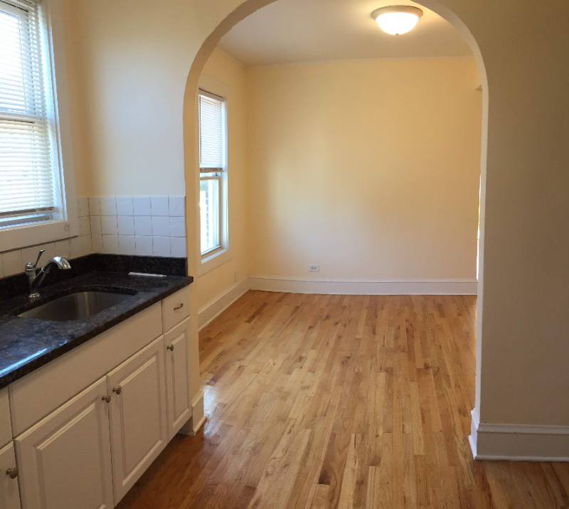 832 W 34th Pl #2 - Photo 2 of 15
