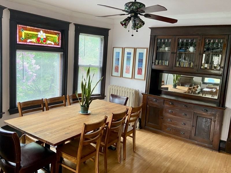 519 Russell Ave N #1 - Photo 6 of 21
