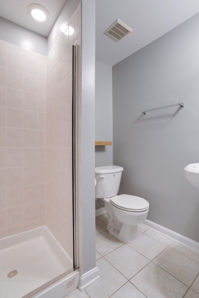 5312 Anchor Ct #1 - Photo 4 of 31