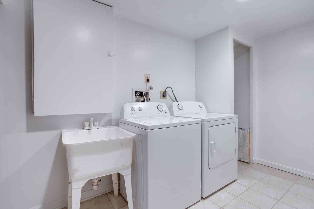 5312 Anchor Ct #1 - Photo 5 of 31