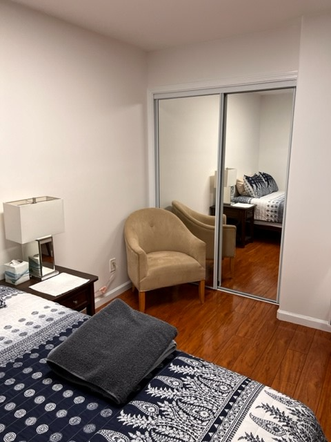 2240 Metcalf St - Photo 4 of 13