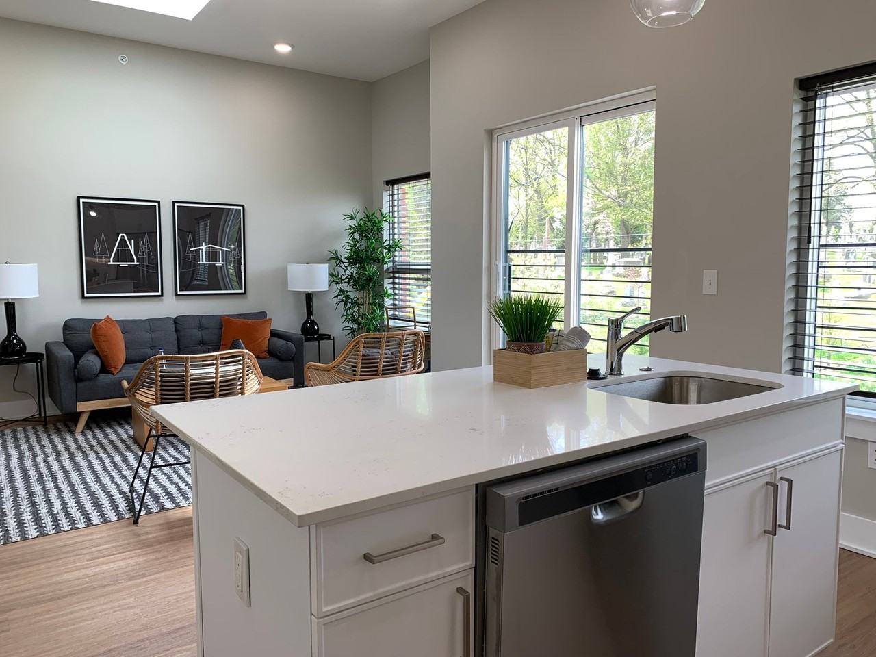 3915 Ridge Ave #301 - Photo 6 of 20