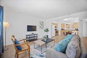 featured image of 4225 Parkwood Ct #3