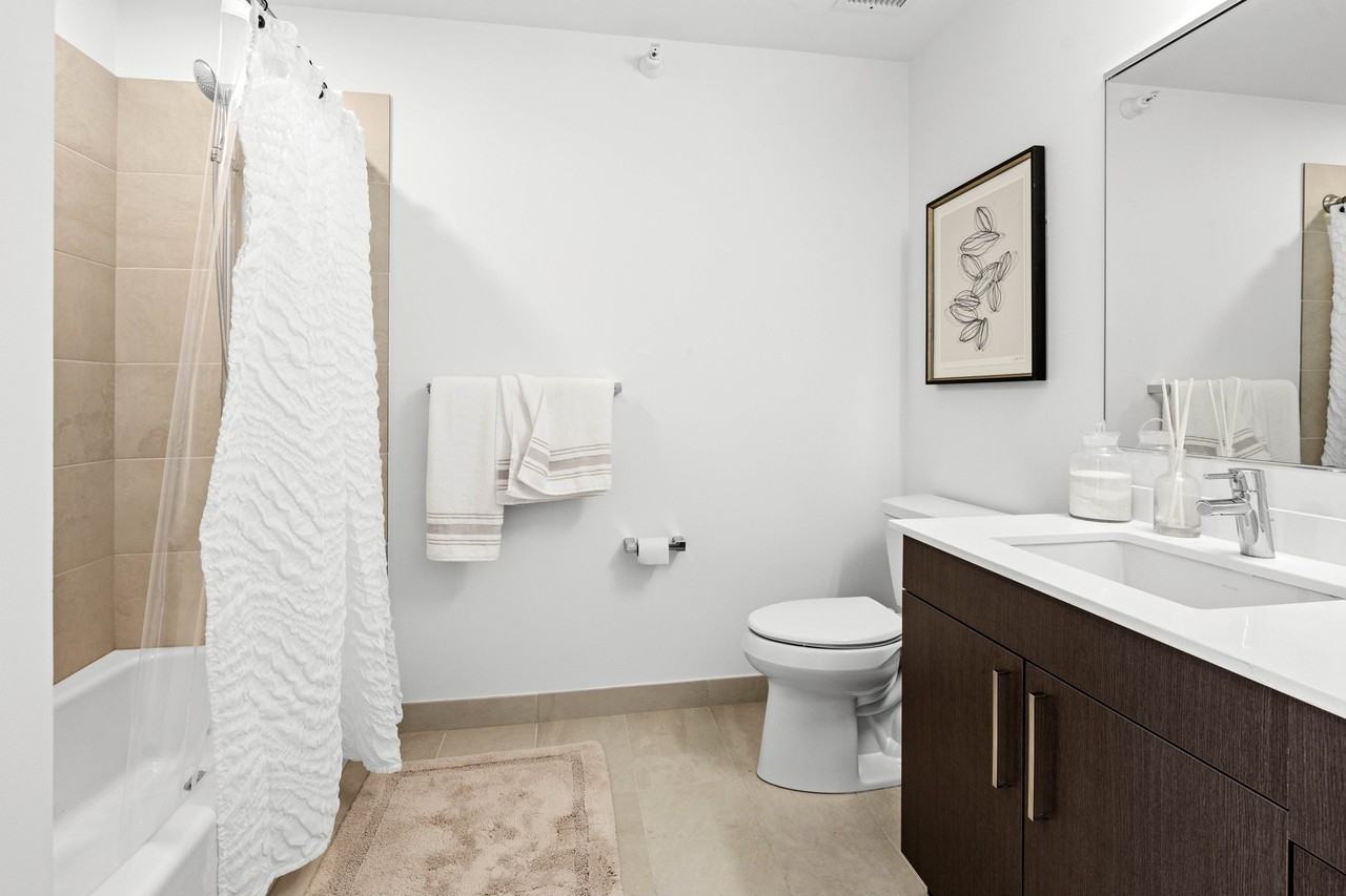 1399 S Michigan Ave - Photo 5 of 9