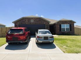 2943 W Mclaren Dr - Photo 1 of 1