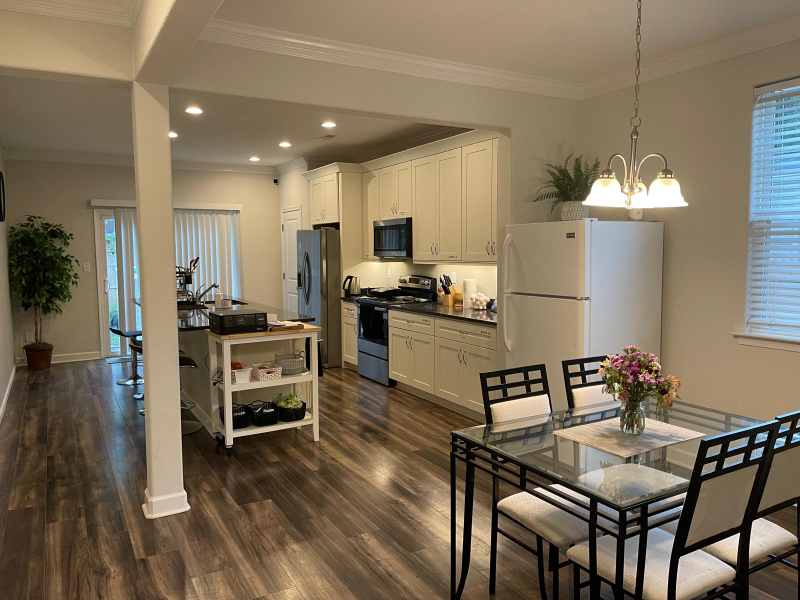 3313 Marne Ave - Photo 4 of 8