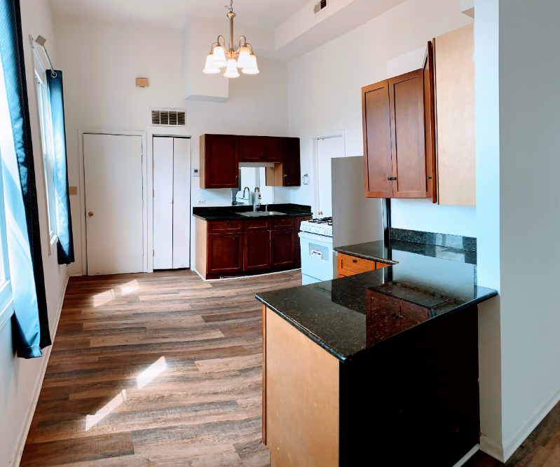 2906 S Wells St #2 - Photo 6 of 22