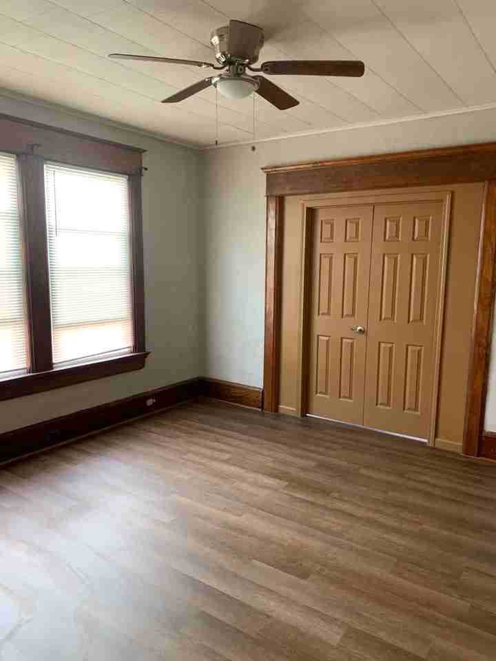 1725 Ryerson Ave #1 - Photo 5 of 11