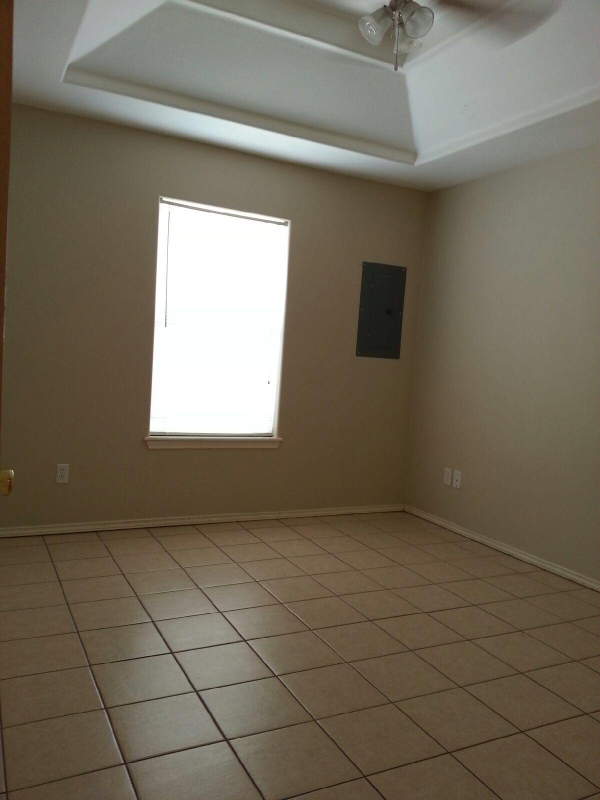 606 San Antonio Ave #606-4 - Photo 3 of 12