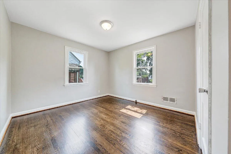 2109 Colgate St Ne - Photo 6 of 19