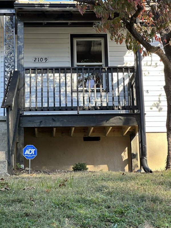 2109 Colgate St Ne - Photo 2 of 36